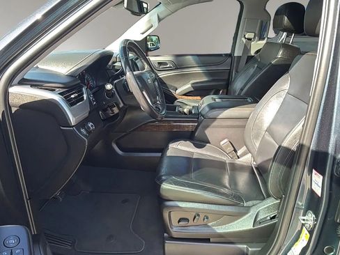 Used 2019 Chevrolet Tahoe LT RWD image 12
