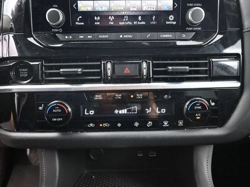 Used 2025 Nissan Pathfinder SV AWD/4WD image 24
