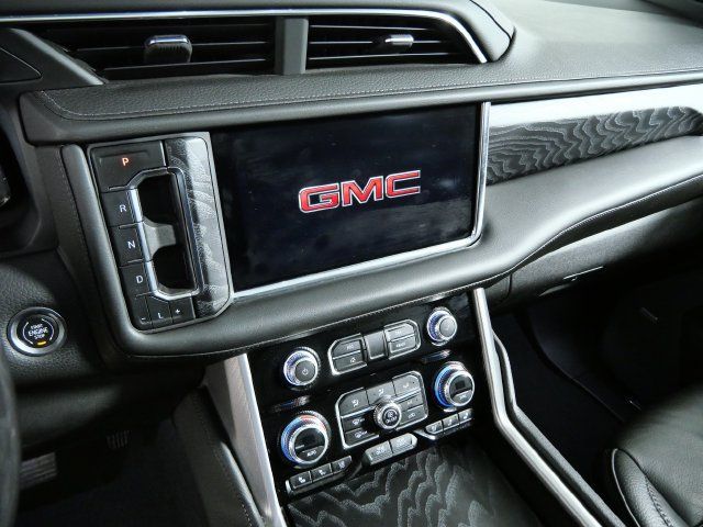 Used 2023 GMC Yukon XL Denali AWD/4WD image 20