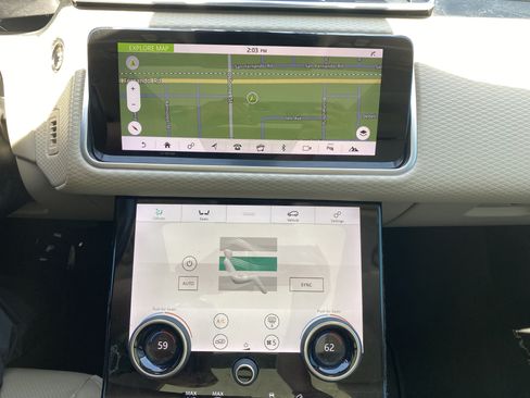 Used 2019 Land Rover Range Rover Velar S AWD/4WD image 6