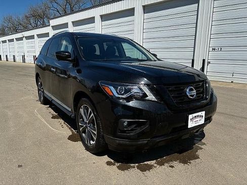 Used 2020 Nissan Pathfinder Platinum AWD/4WD image 1