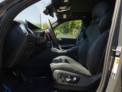 New 2026 BMW X5 M Competition w/ Executive Package AWD/4WD image 8
