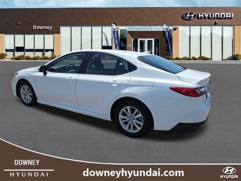 Used 2025 Toyota Camry LE FWD image 3