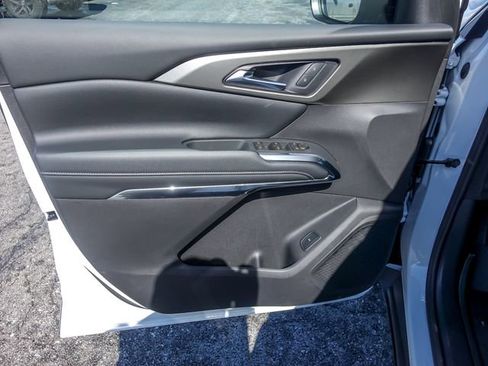 New 2026 Chevrolet Traverse LT w/ Midnight/Sport Edition image 13