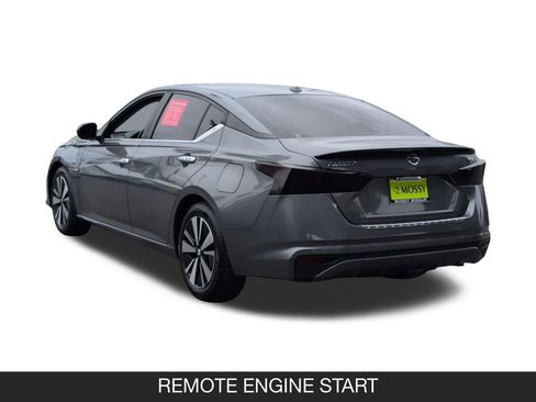 Used 2022 Nissan Altima 2.5 SV FWD image 7