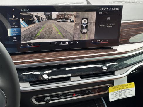 Used 2026 BMW X5 xDrive50e w/ M Sport Package image 15