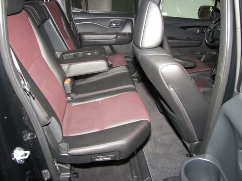 Used 2023 Honda Ridgeline Black Edition image 19