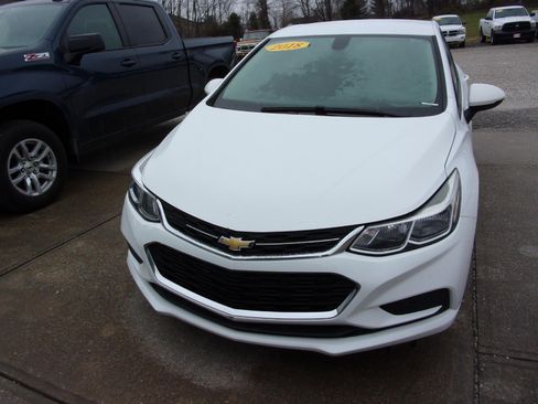 Used 2018 Chevrolet Cruze LS w/ LS Fleet Convenience Package FWD image 7
