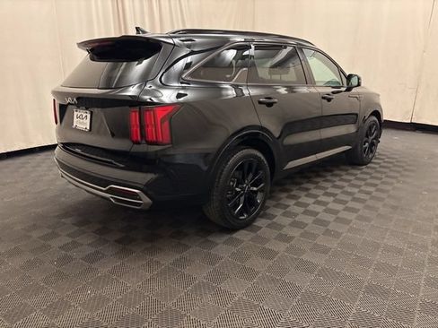 Certified 2023 Kia Sorento SX FWD image 5