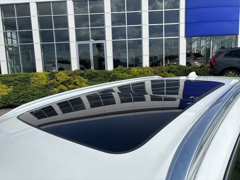 Certified 2023 Volvo XC90 B6 Plus w/ Protection Package Premier AWD/4WD image 10