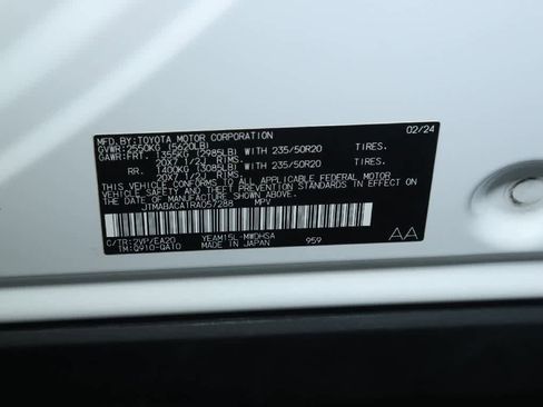 Used 2024 Toyota bZ4X Limited image 21