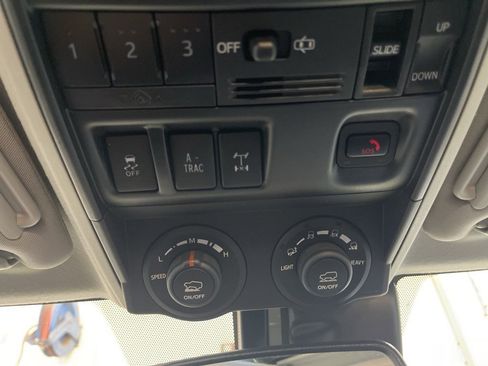 Used 2023 Toyota 4Runner TRD Off-Road Premium image 41