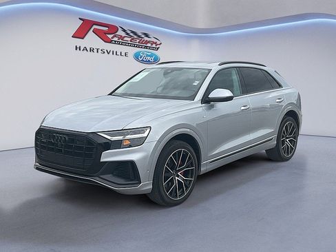 Used 2022 Audi Q8 Premium Plus w/ Premium Plus Package image 5