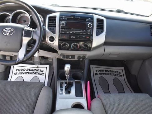 Used 2012 Toyota Tacoma Base image 20