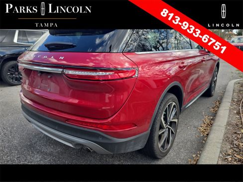 Used 2025 Lincoln Corsair Reserve image 14