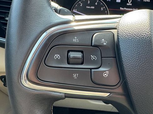 Used 2023 Buick Envision Avenir AWD/4WD image 16