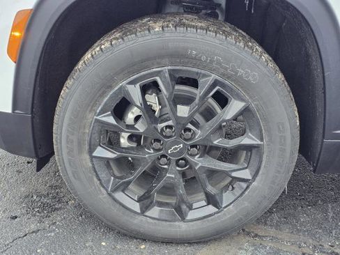 New 2026 Chevrolet Traverse LT w/ Midnight/Sport Edition image 5