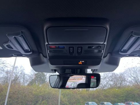 New 2026 Subaru Outback Limited image 18