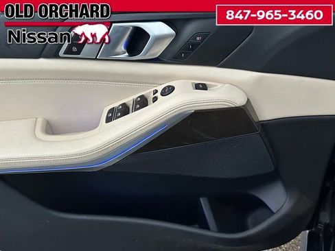 Used 2022 BMW X5 xDrive40i w/ M Sport Package AWD/4WD image 7