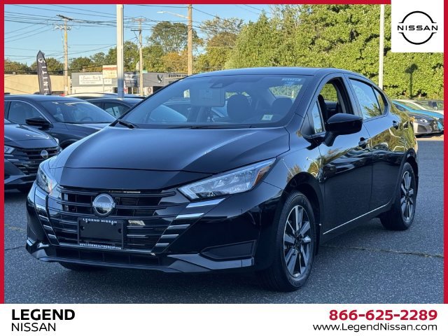 Used 2025 Nissan Versa SV w/ Trunk Package FWD image 4