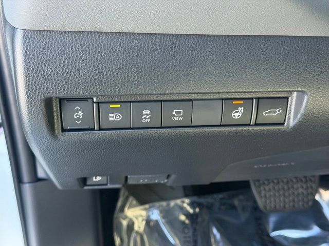 Certified 2022 Toyota Venza Limited w/ Advanced Technology Package AWD/4WD image 25