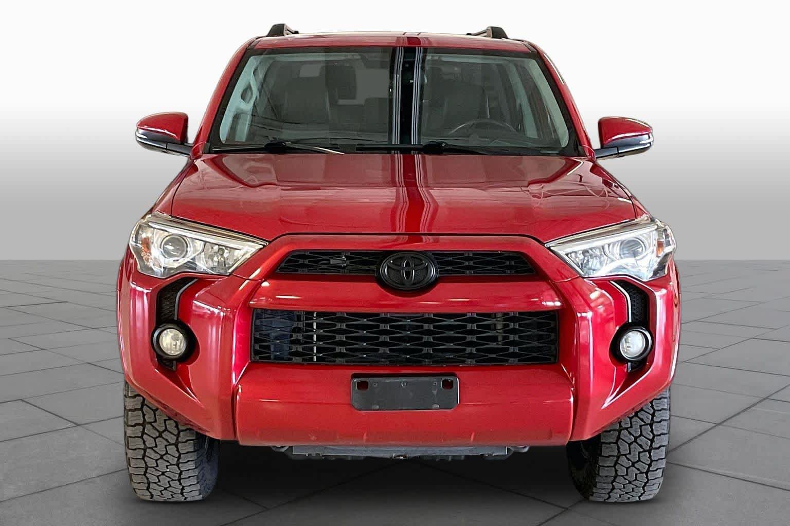 Used 2017 Toyota 4Runner SR5 Premium RWD image 3