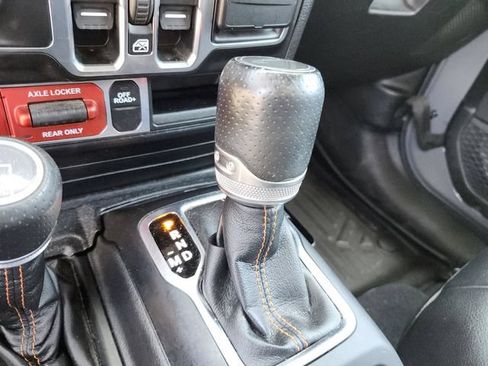 Used 2021 Jeep Gladiator Mojave AWD/4WD image 28