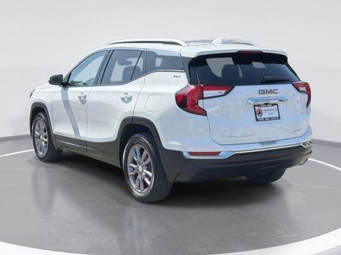 Used 2022 GMC Terrain SLT AWD/4WD image 5