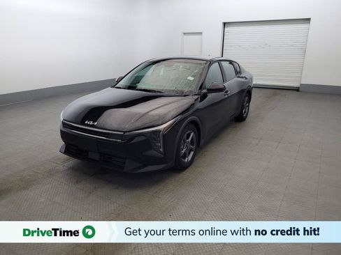 Used 2025 Kia K4 FWD image 1