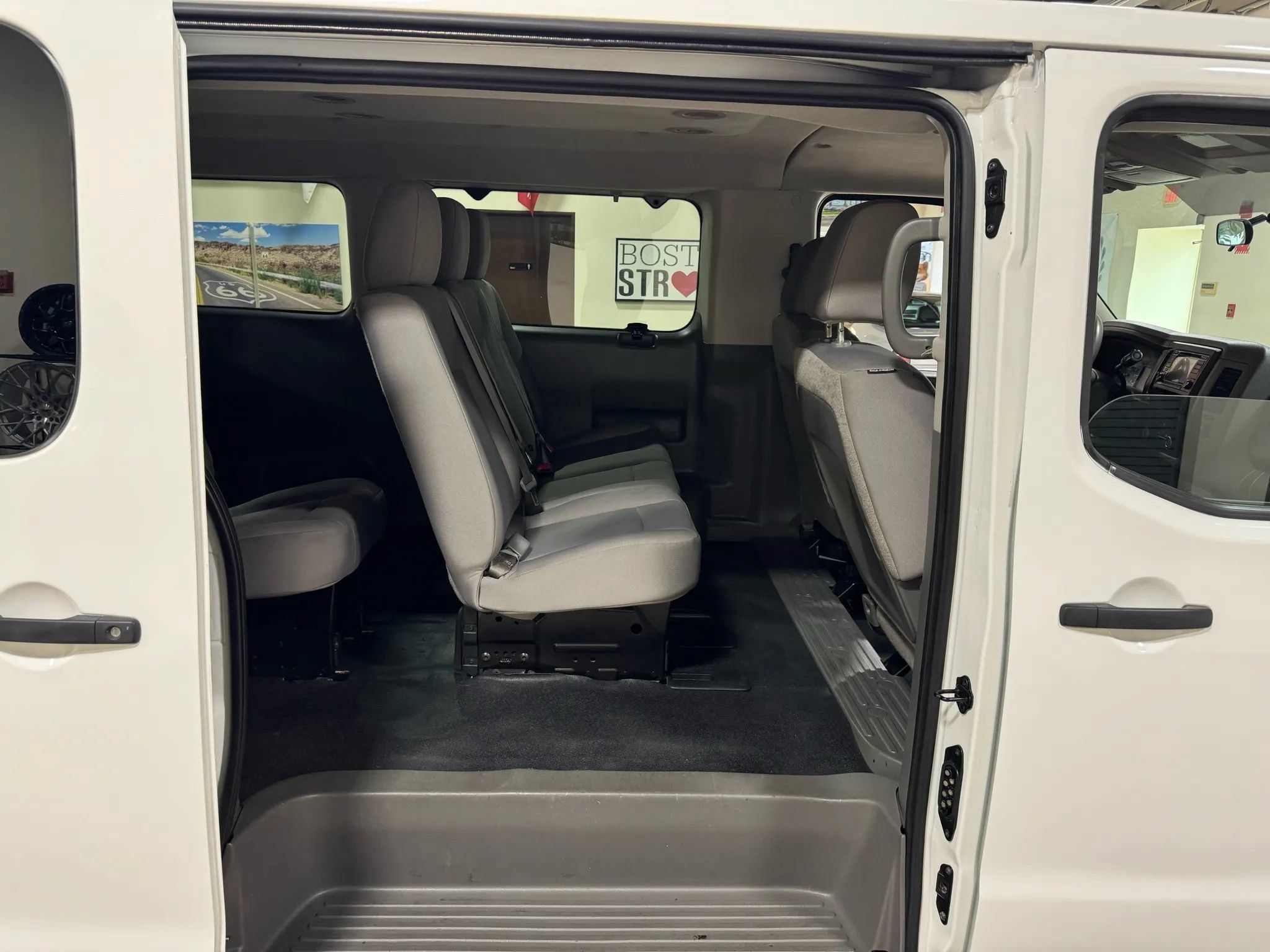 Used 2018 Nissan NV 3500 S RWD image 28