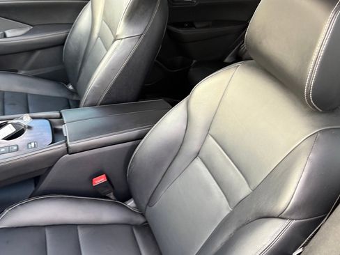 Certified 2023 Nissan Rogue SL w/ SL Premium Package image 30