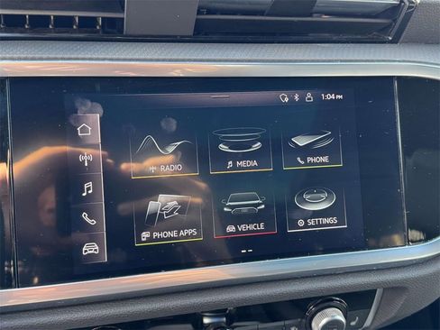 Used 2022 Audi Q3 2.0T Premium Plus w/ Premium Plus Package image 23