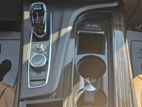 Used 2023 Cadillac Escalade Premium Luxury w/ LPO, Radiant Package image 40