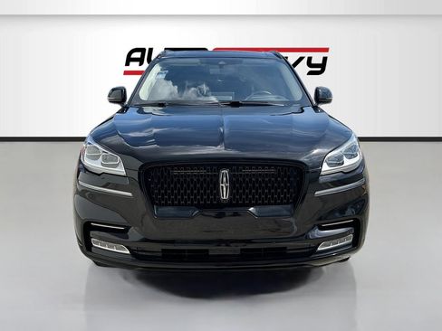 Used 2023 Lincoln Aviator Reserve w/ Equipment Group 201A AWD/4WD image 2