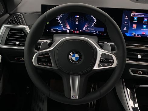 New 2026 BMW X5 xDrive40i w/ M Sport Package AWD/4WD image 16