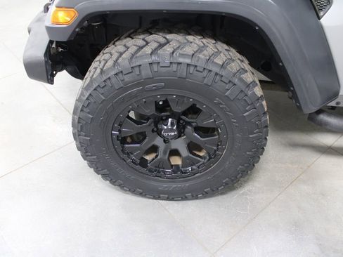 Used 2018 Jeep Wrangler Unlimited Sport S image 53