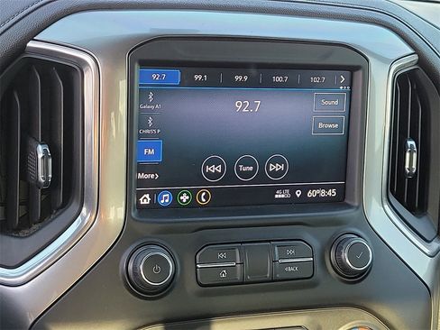 Used 2020 Chevrolet Silverado 1500 LT w/ Texas Edition image 15