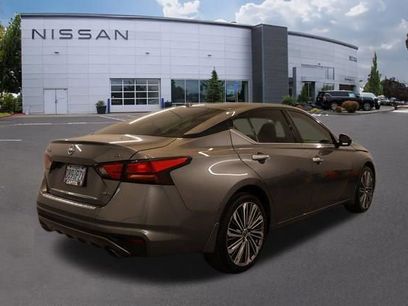 Certified 2023 Nissan Altima 2.5 SL