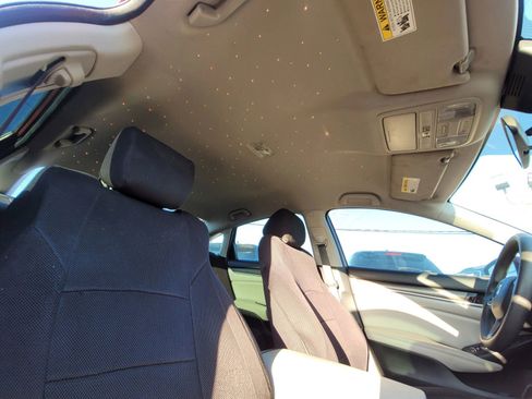 Used 2019 Honda Accord LX image 8