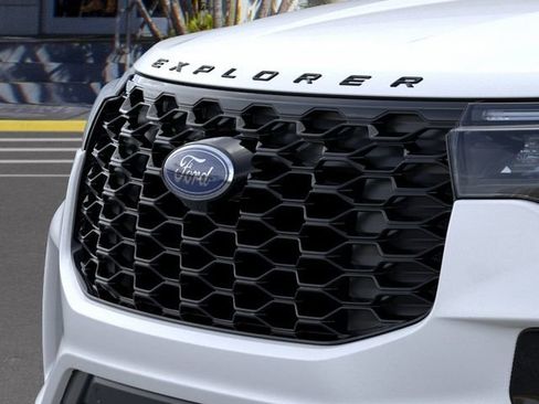 New 2026 Ford Explorer ST-Line image 18