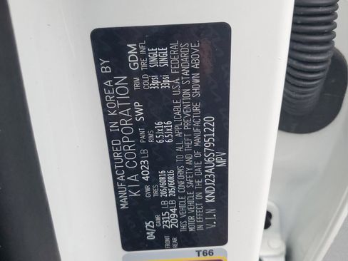 Certified 2025 Kia Soul LX image 31