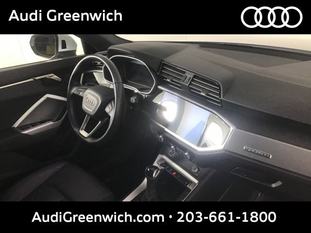 Used 2024 Audi Q3 2.0T Premium AWD/4WD image 25