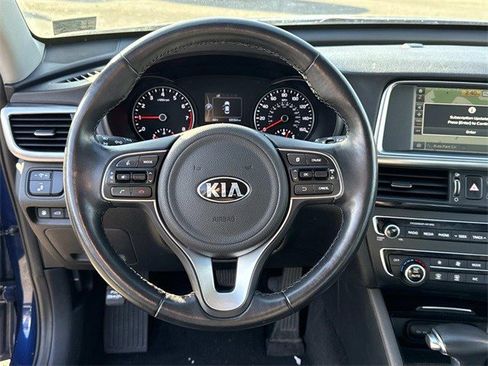Used 2017 Kia Optima EX w/ Premium Package image 16