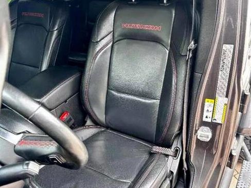 Used 2018 Jeep Wrangler Unlimited Rubicon image 34