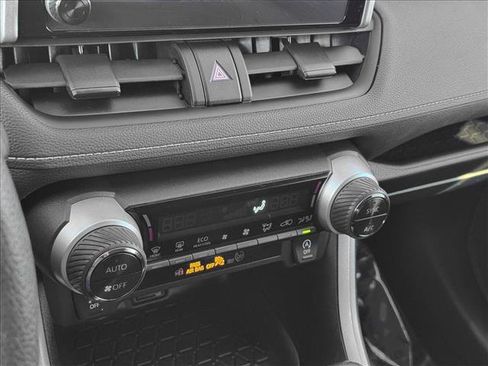 Used 2024 Toyota RAV4 XLE image 15