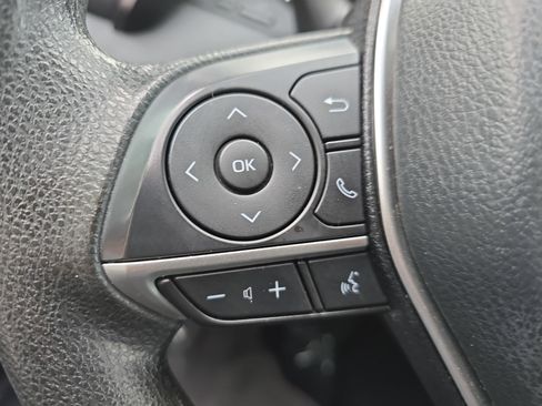 Used 2023 Toyota Camry LE image 19