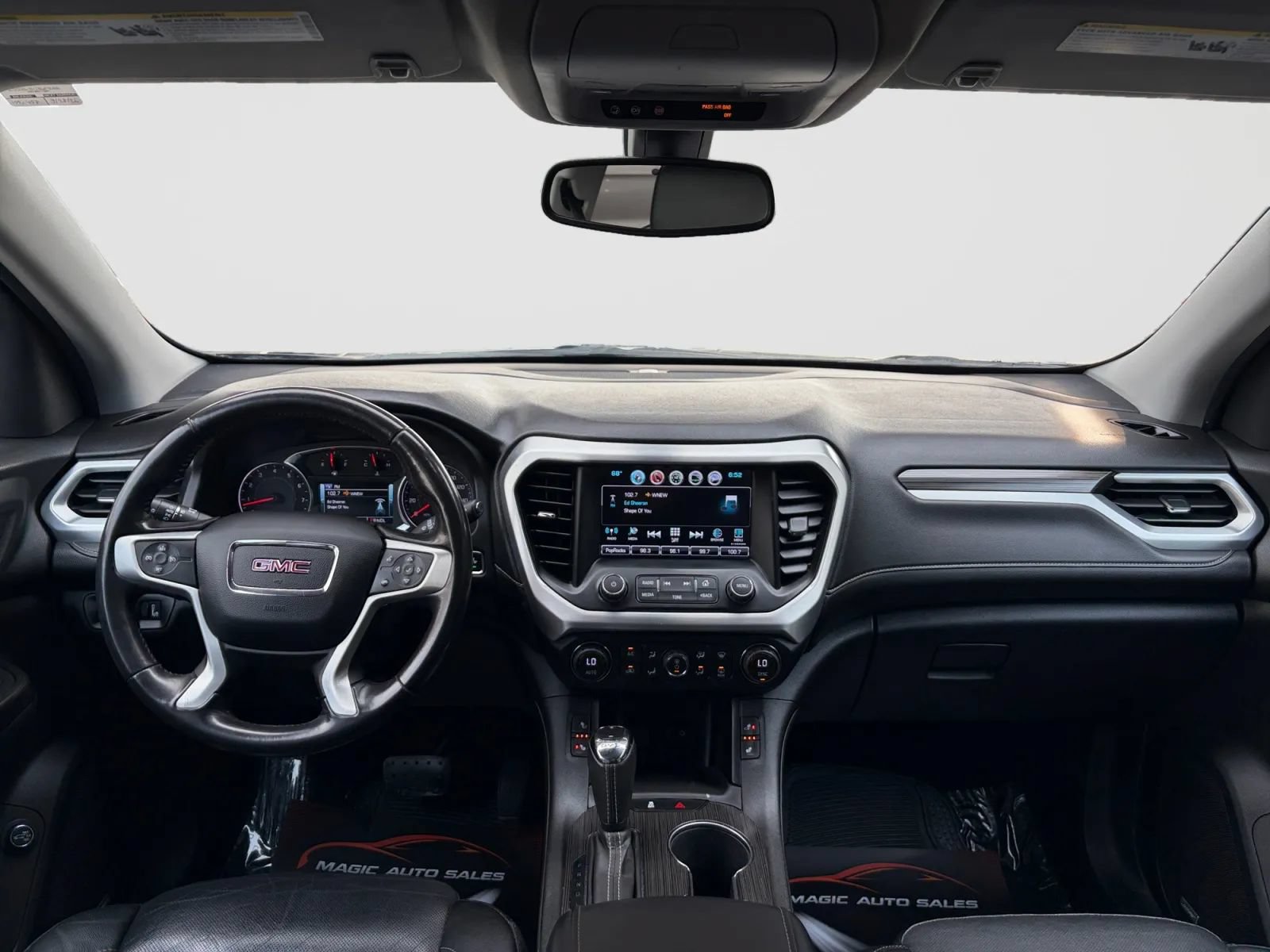 Used 2019 GMC Acadia SLT AWD/4WD image 24