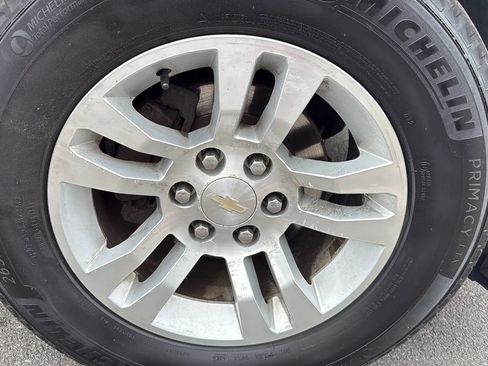 Used 2019 Chevrolet Tahoe LT AWD/4WD image 14