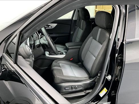 Used 2024 Chevrolet Blazer LT image 31