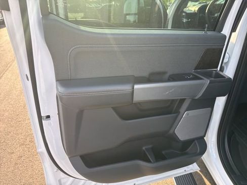 Used 2024 Ford F350 Lariat w/ Lariat Ultimate Package image 23